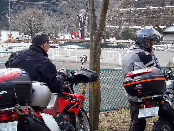ｙｏｓｈｉさんとシンさんのツーショット写真